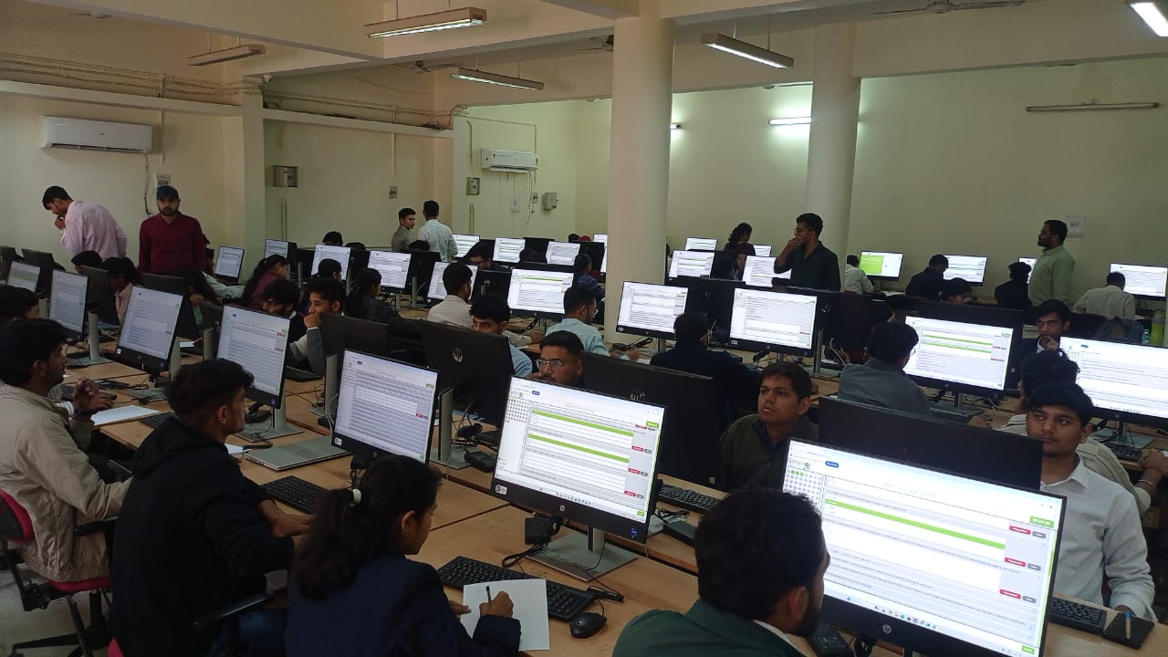 Center computing Facility (CCF2)  60 Computers